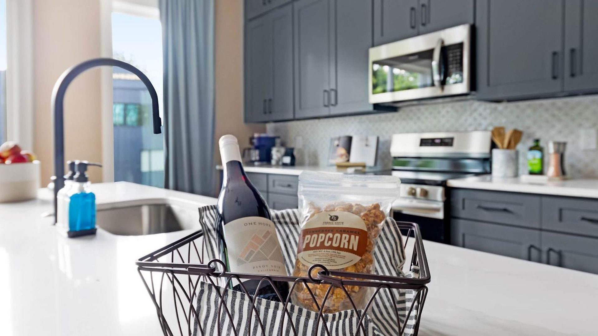 The Rosedale - Rooftop By Geodis Park Holiday home