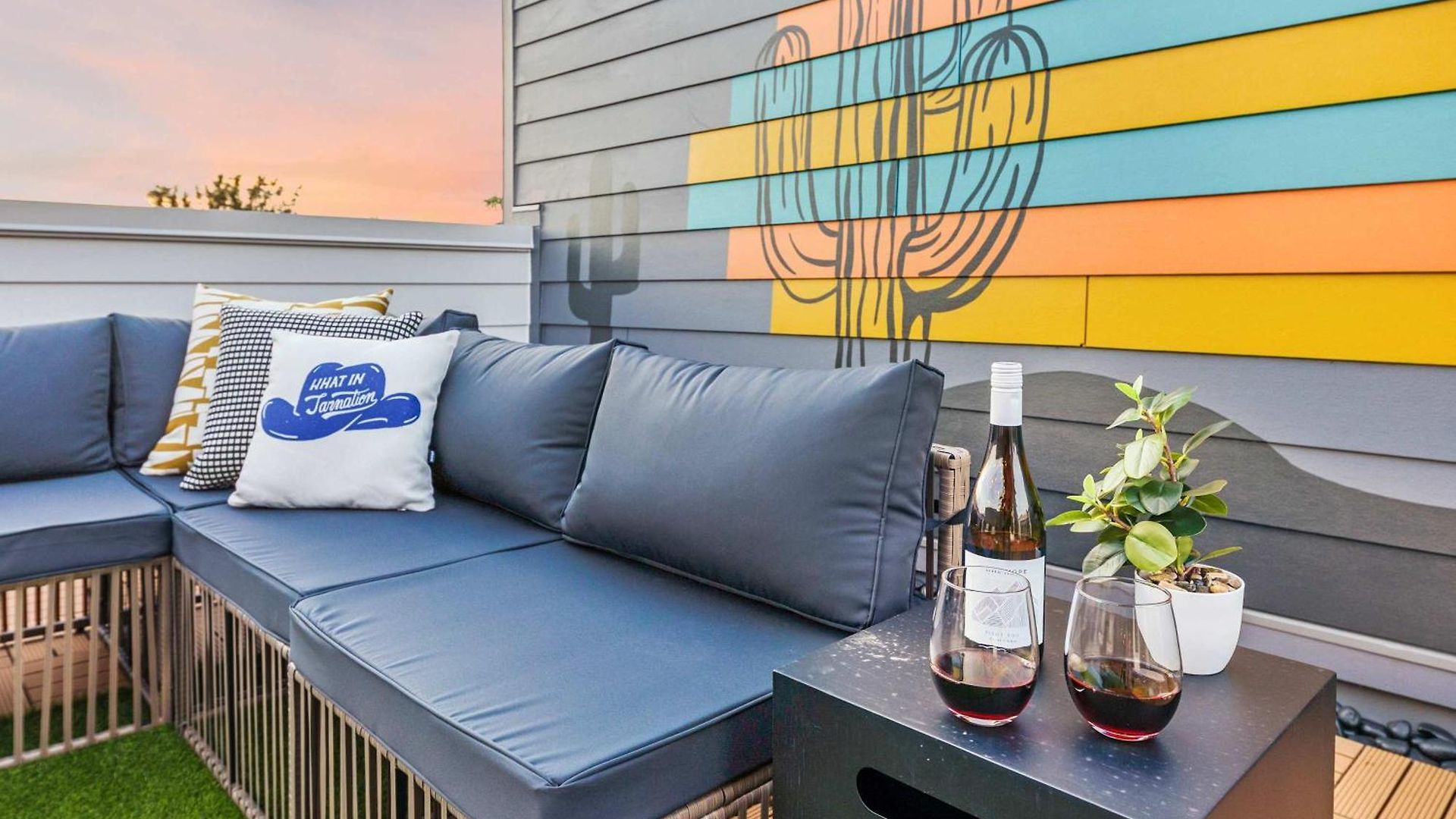 The Rosedale - Rooftop By Geodis Park Holiday home