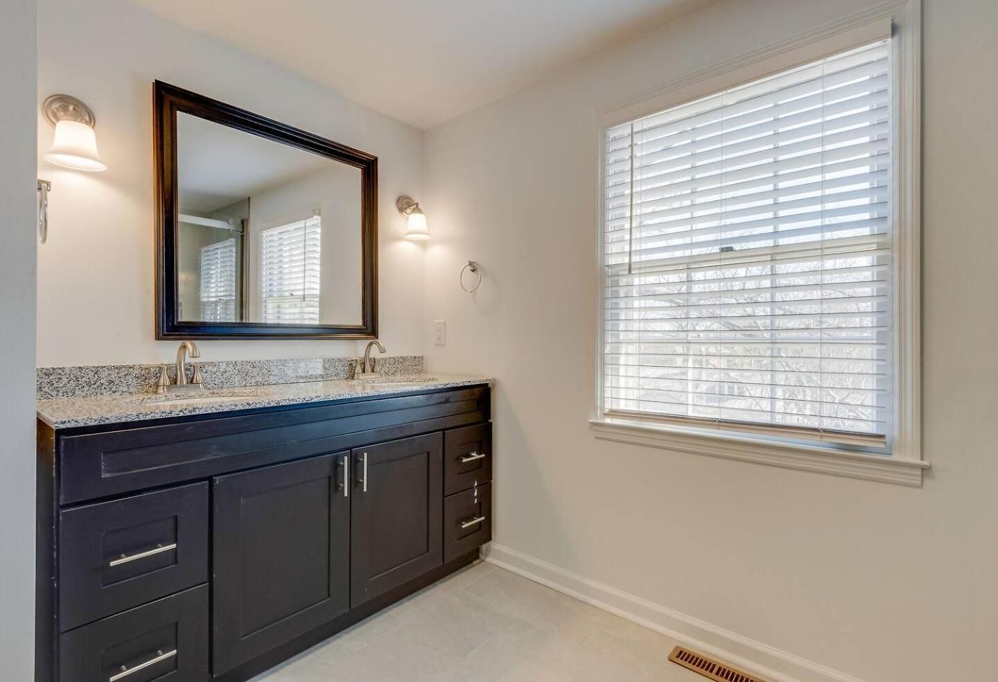 Luxury Townhouse On Music Row - Downtown *