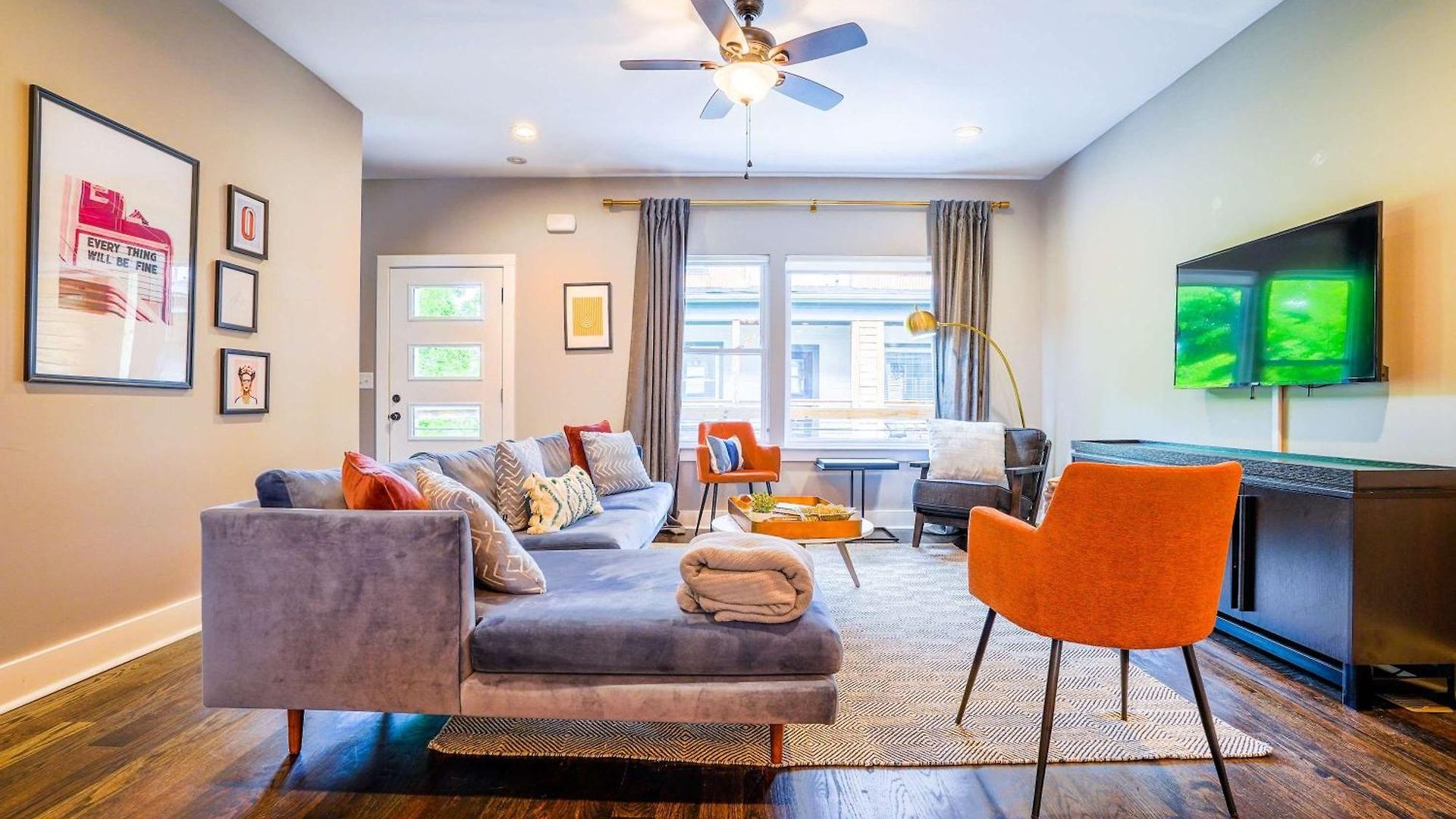 Chic Townhome In Trendy East Nash Holiday home