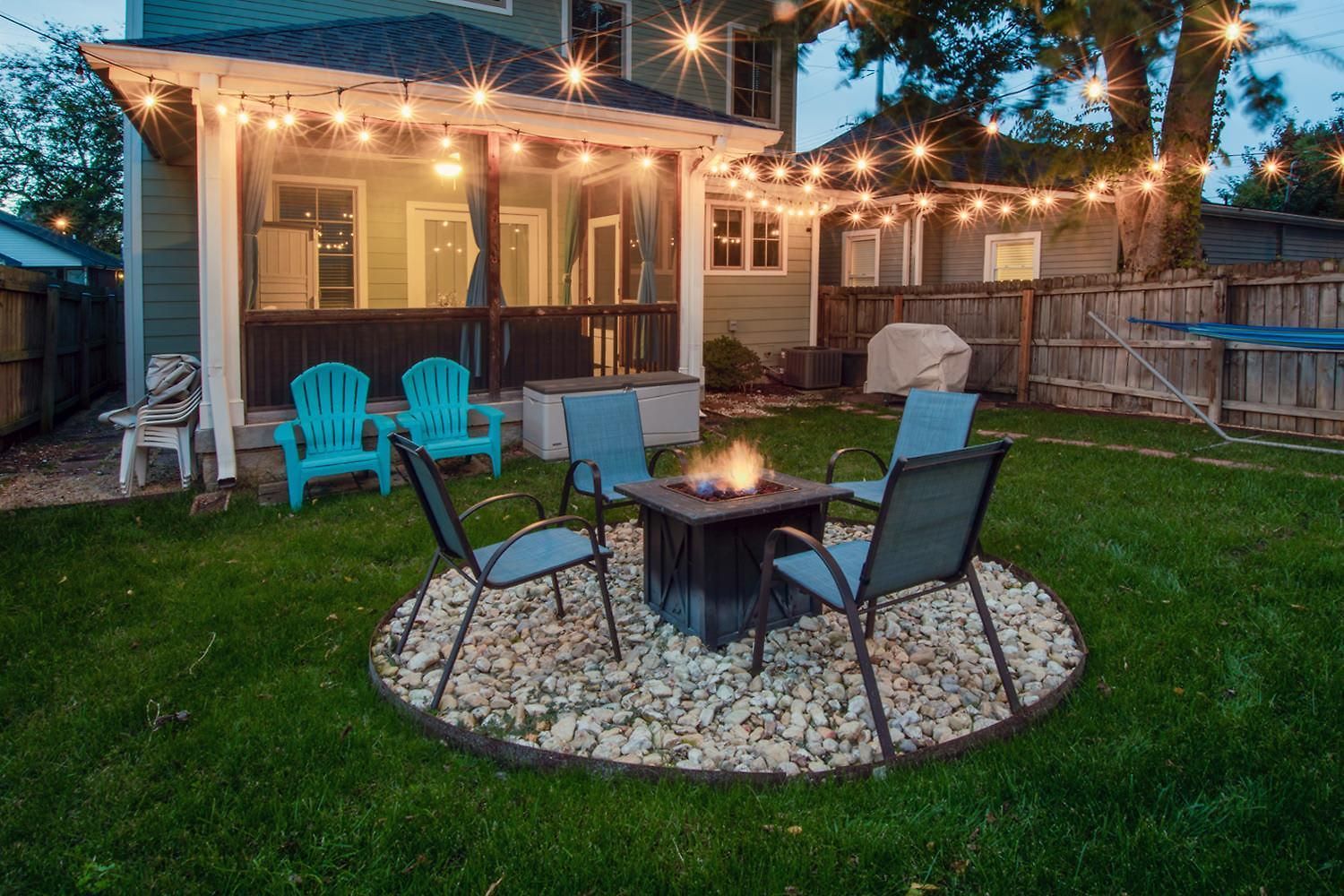 Holiday home Private Backyard - Near Bicentennial Park