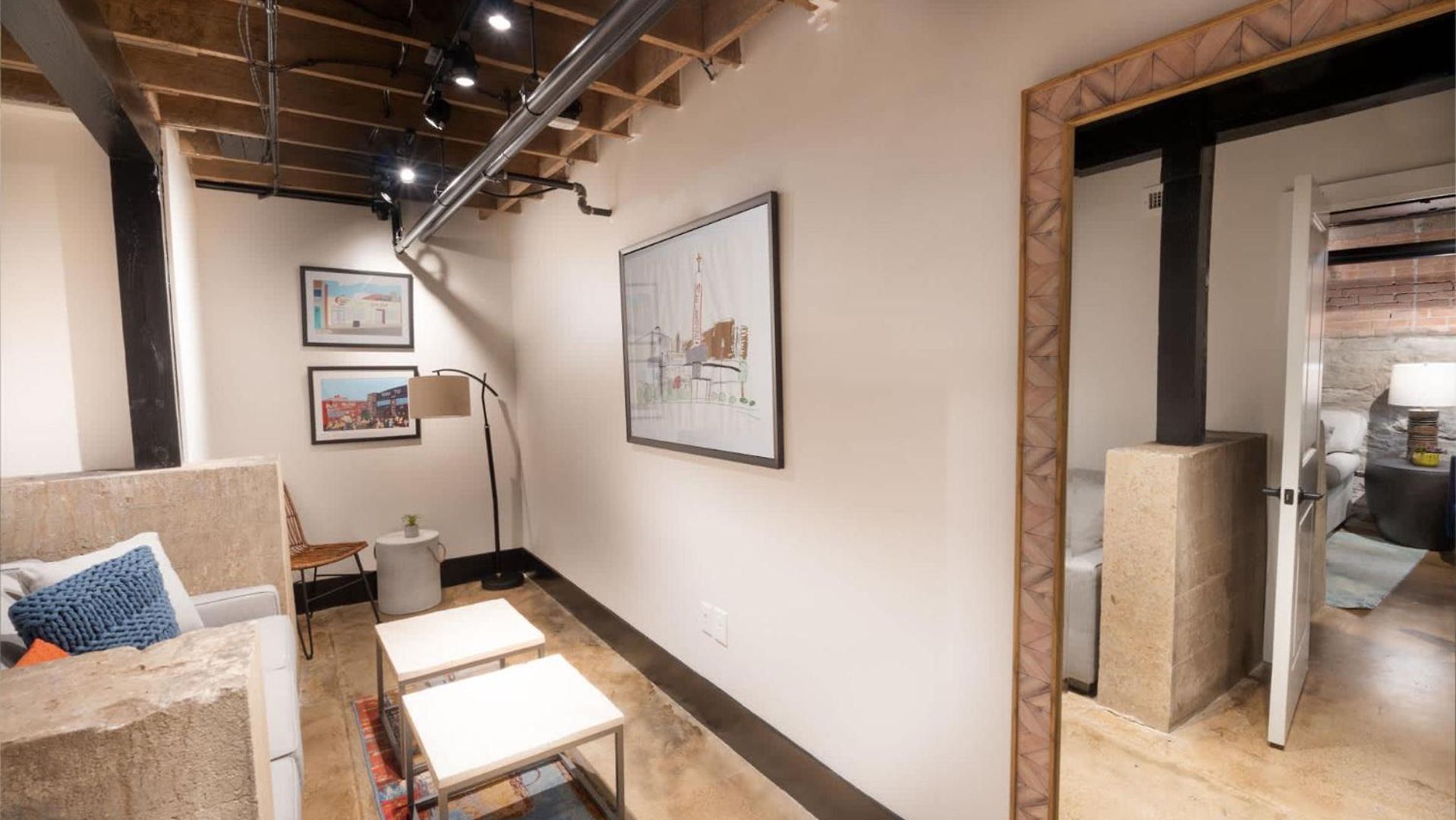 Historic Near Downtown Holiday home