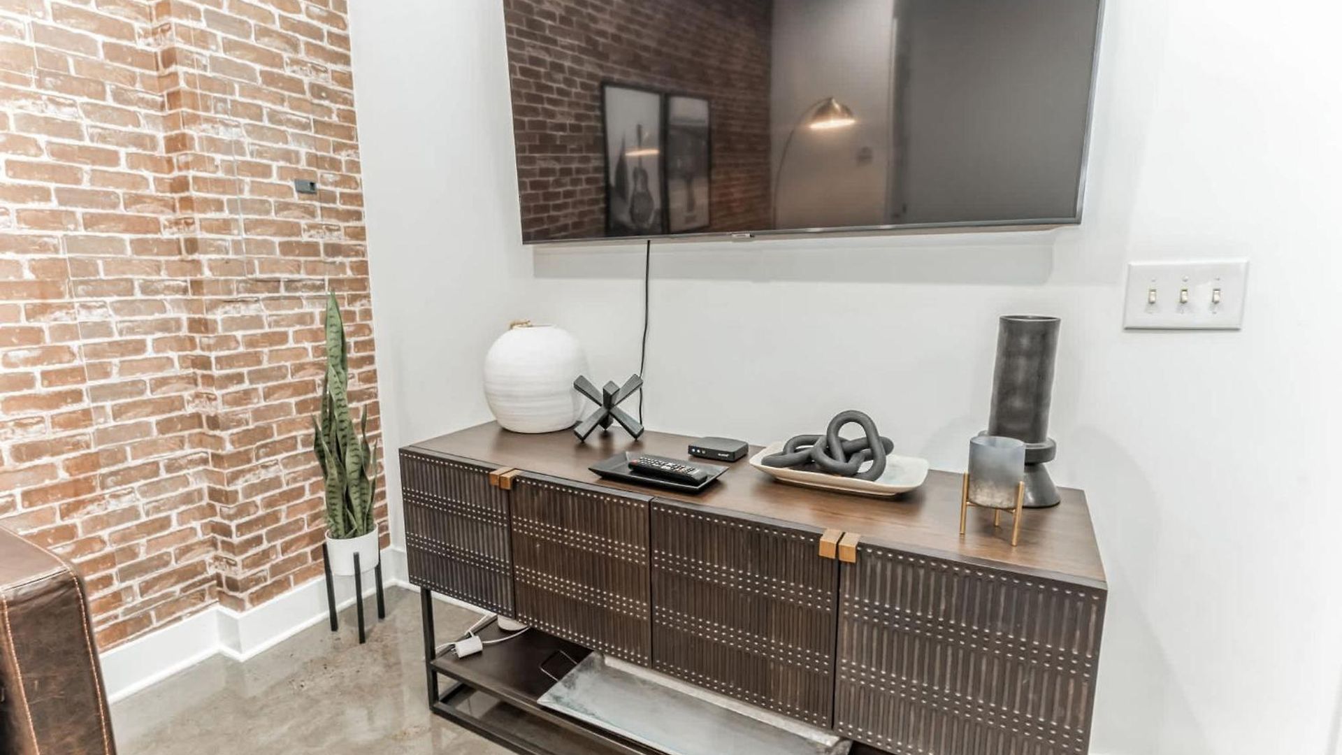 1 Bedroom Loft Near Centennial Park Holiday home *