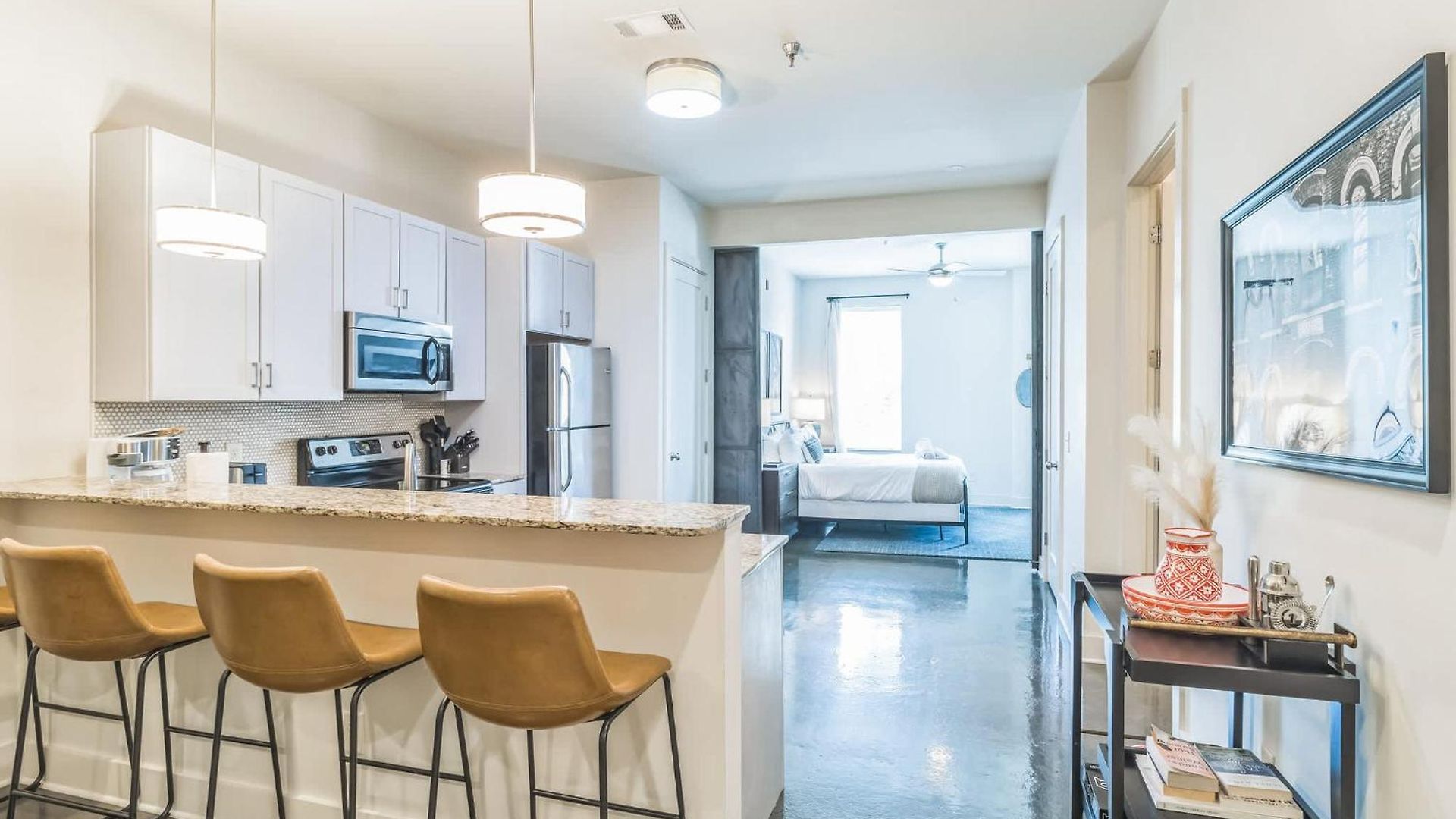 Chic For 4 Near West End Nashville