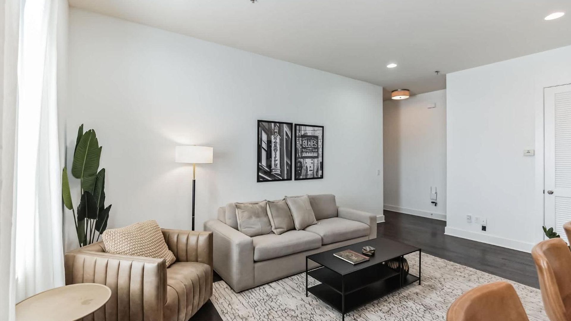 1 Bdr Loft Centrally Located In West End Nashville