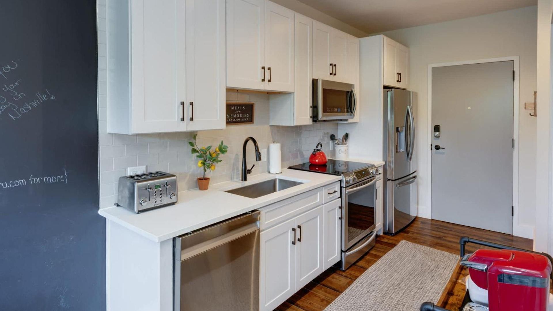 Charming Historic Loft Near Centennial Park Holiday home *