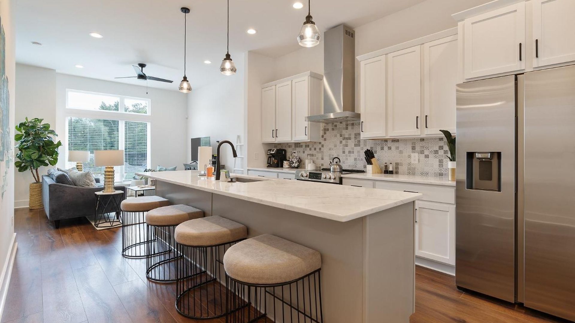 Modern Music Terrace Getaway Nashville