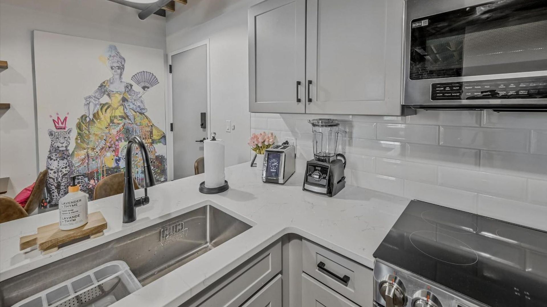 Apartment Luxe Loft With Speakeasy Parking And 2 Mi To Broadway Nashville