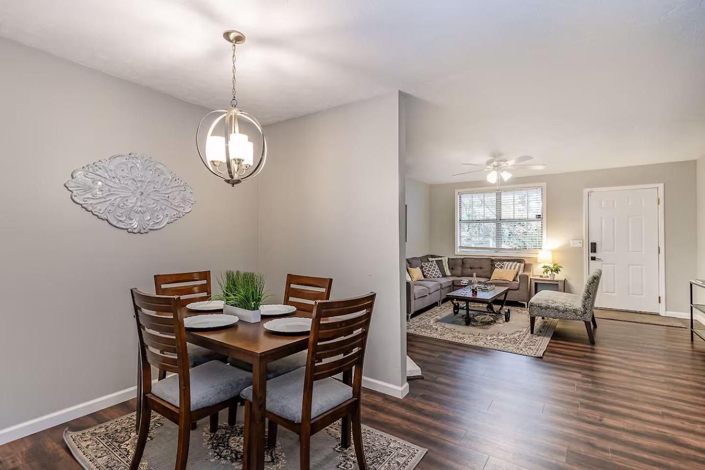 3 Units - Sleeps 24 - Mins To Downtown And Airport Apartment Nashville