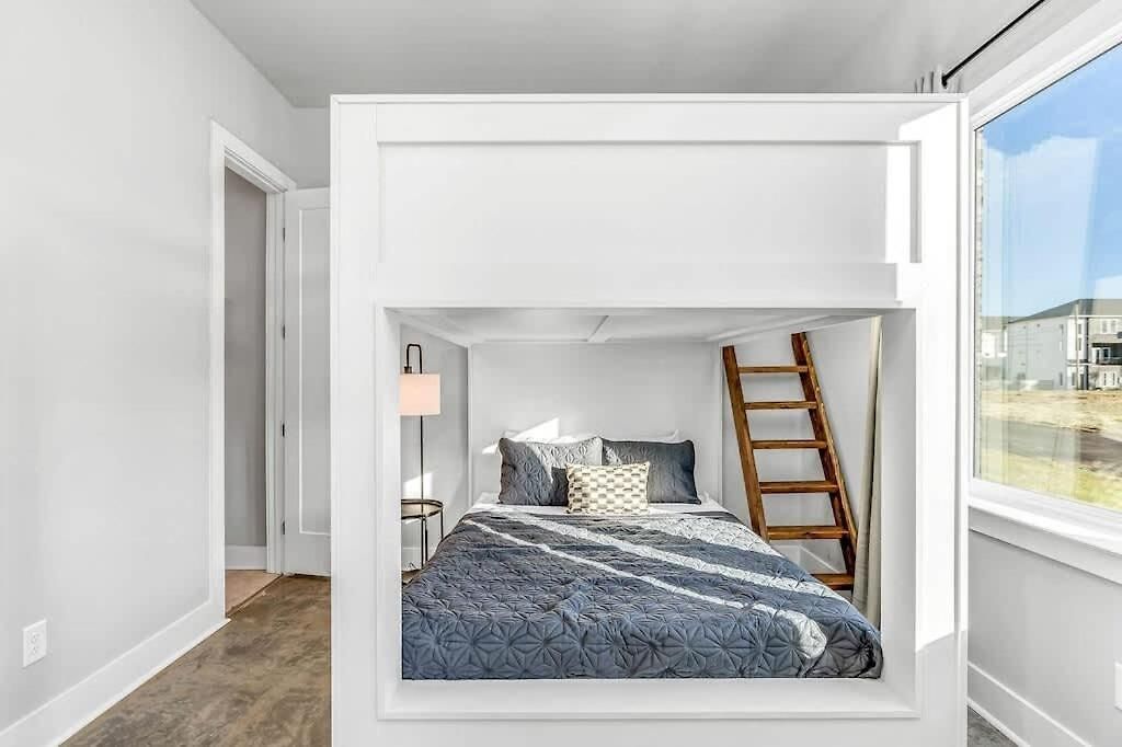 2 Townhomes - Sleeps 24-rooftop Patios Holiday home *