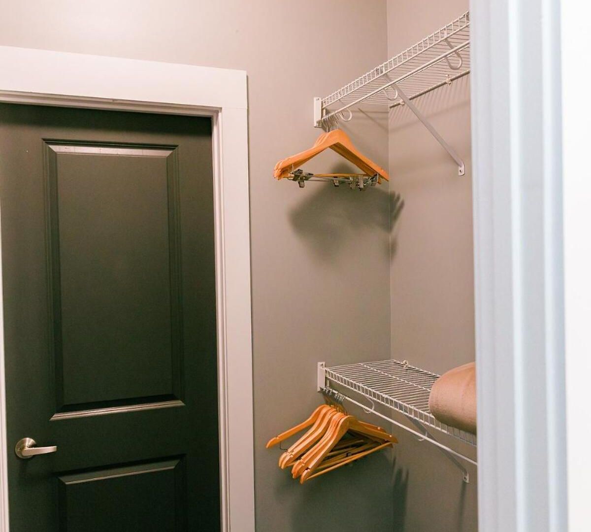 Modern Germantown - Walkable, Quiet &