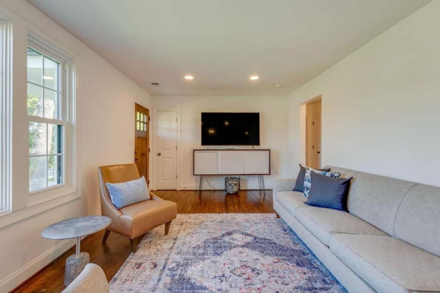 Music Getaway, 10 Min To Downtown And Opry Holiday home *