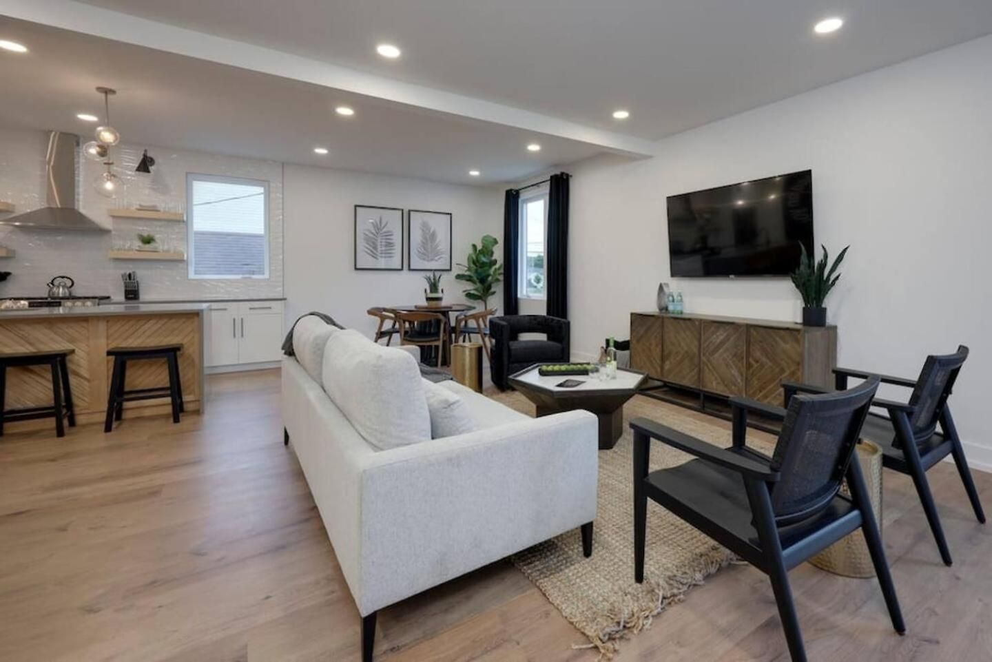 Holiday home Skyline Luxury - Rooftop Deck- King Suites-garage Nashville