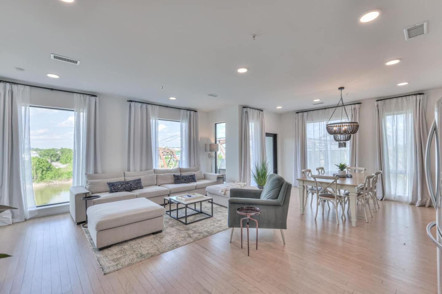 Boutique On Nashville's Riverfront- Eve #402 Holiday home