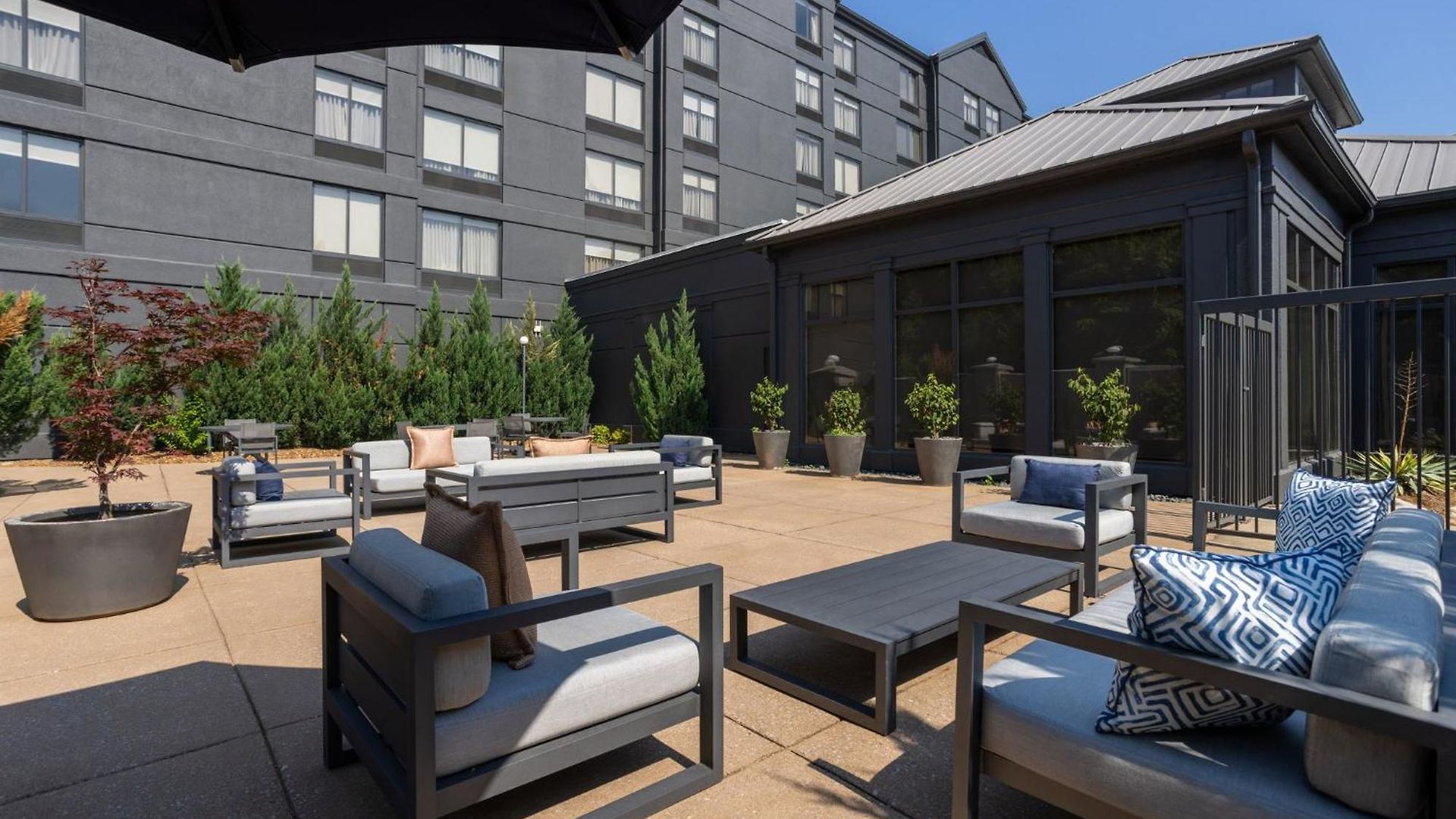 Hotel Crowne Plaza Airport By Ihg 3*