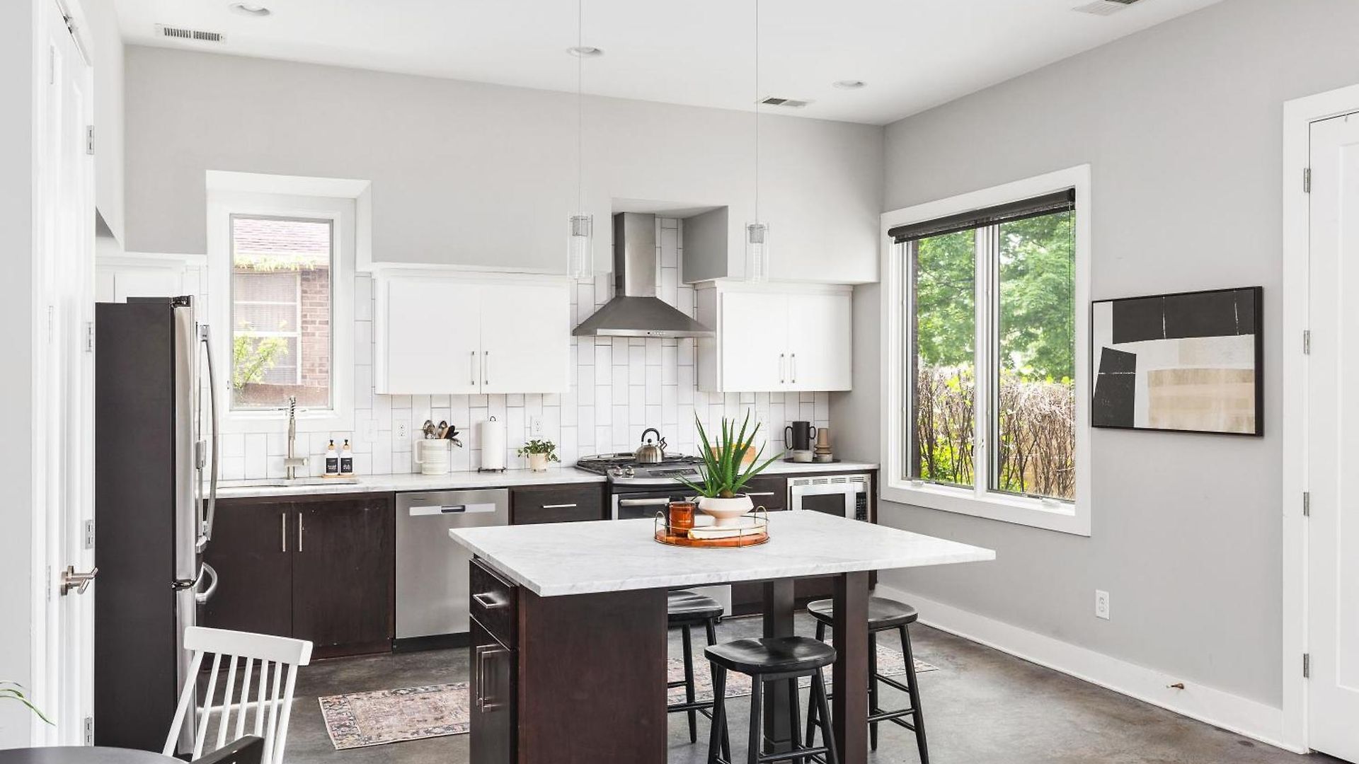 Modern Luxury With Rooftop Deck, 3 Mi To Downtown Nashville