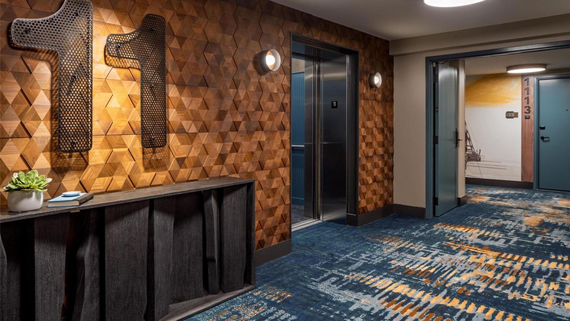 Caption By Hyatt Downtown 4*