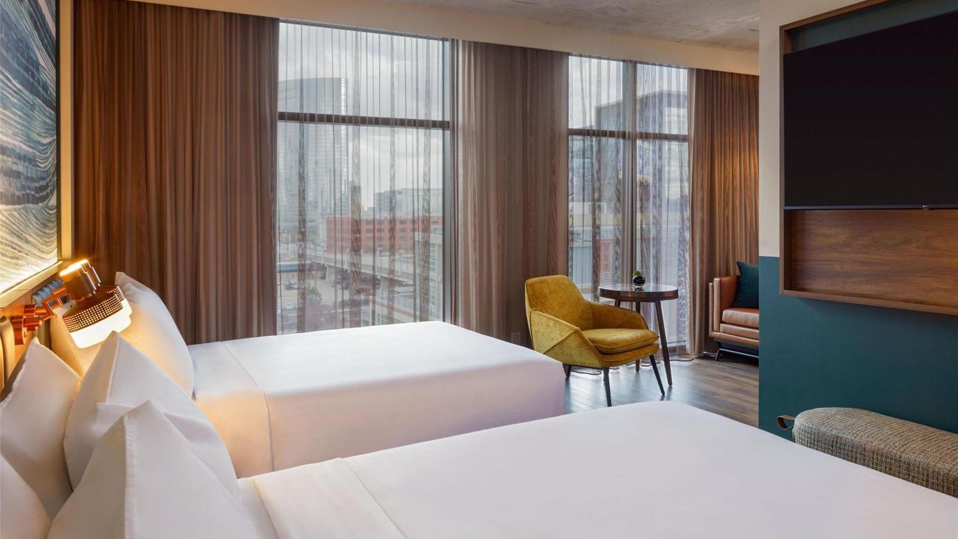 Caption By Hyatt Downtown 4*