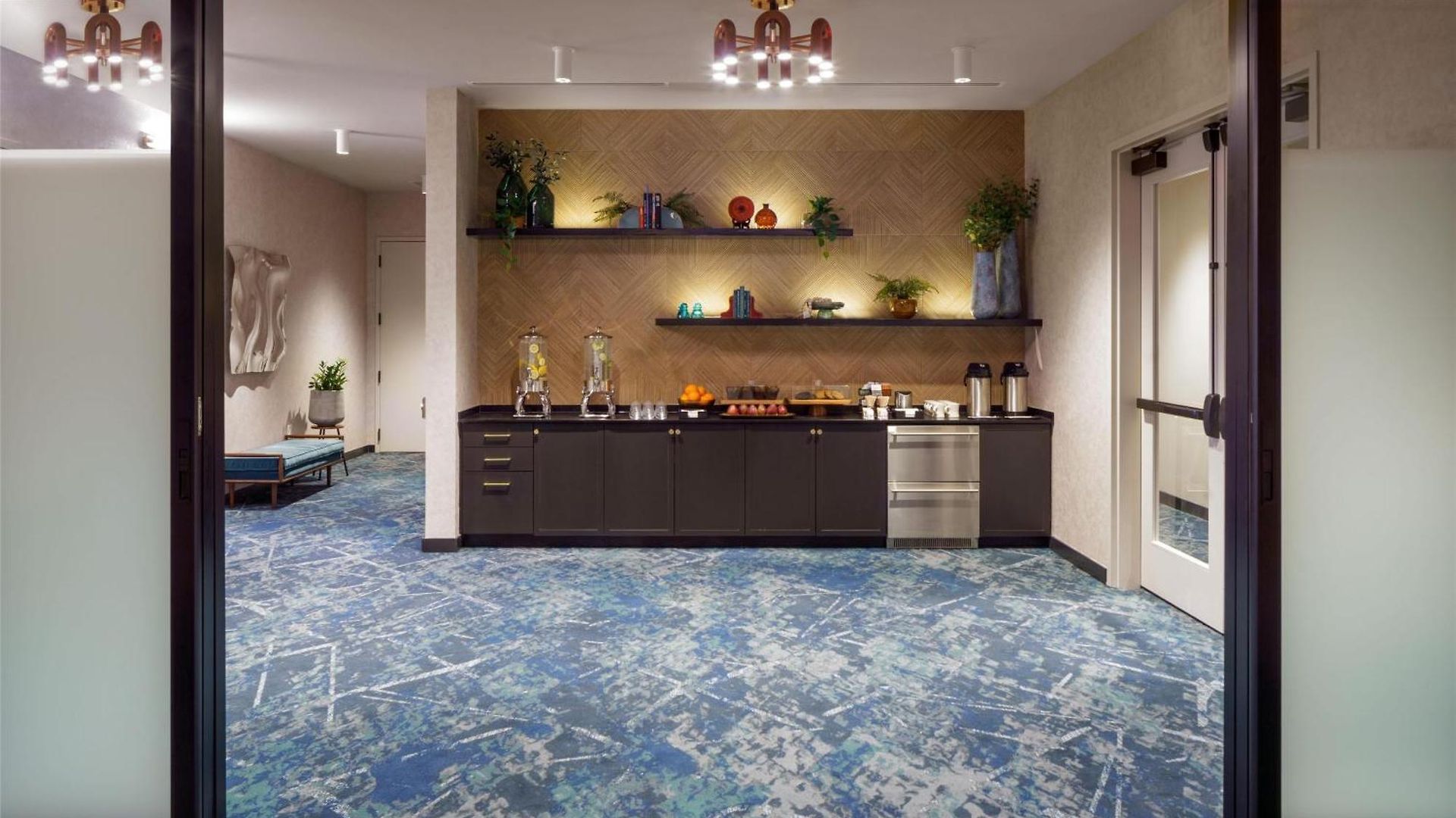 Caption By Hyatt Downtown 4*