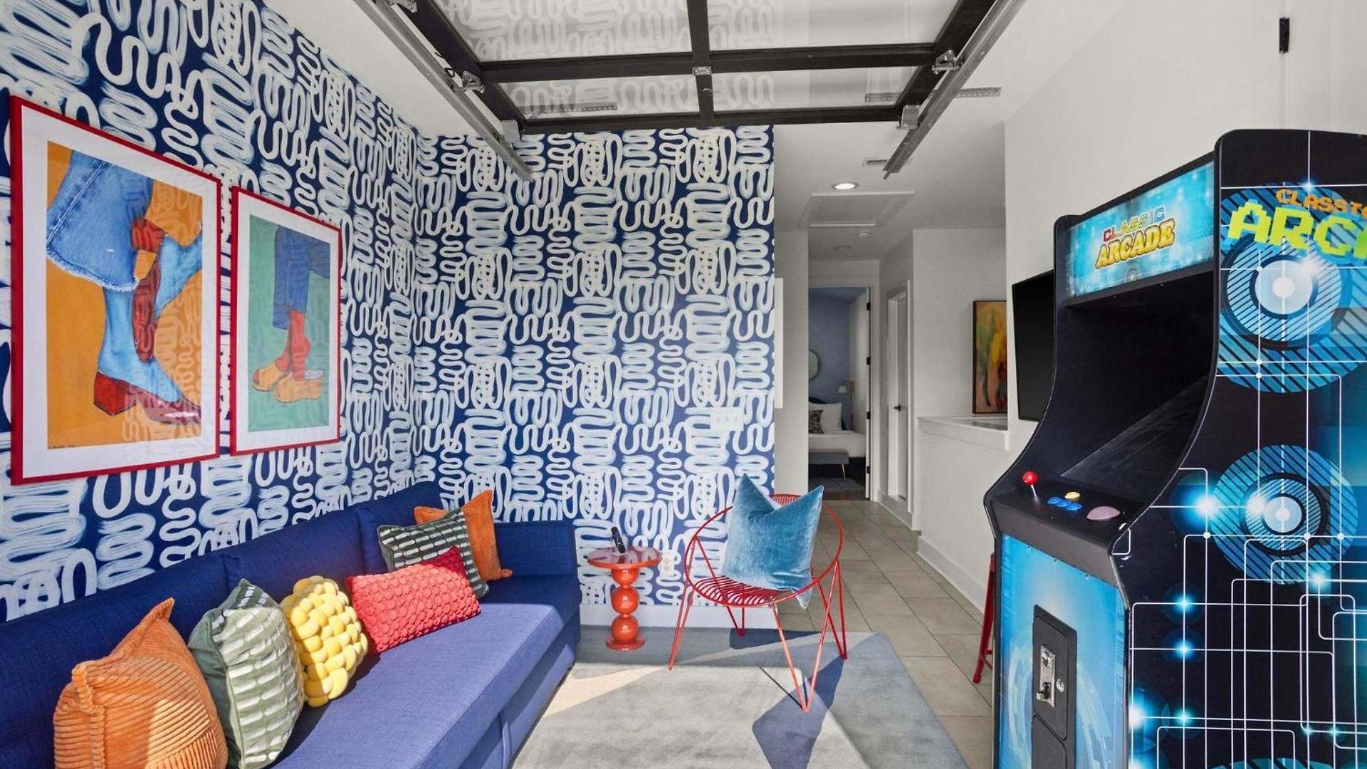 Pop Art Retreat On Legendary 8th - Walk Everywhere *