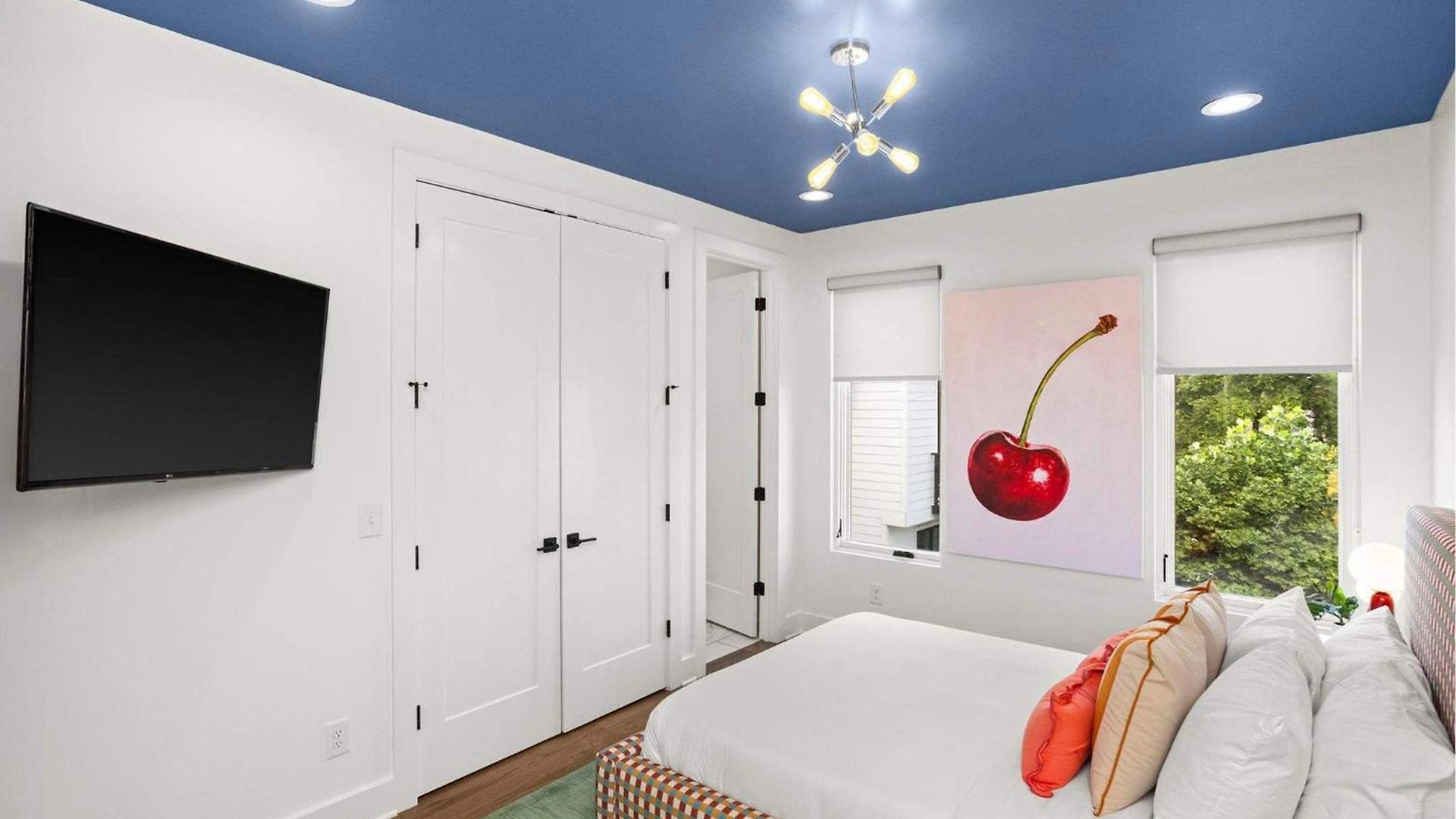Holiday home Pop Art Retreat On Legendary 8th - Walk Everywhere Nashville