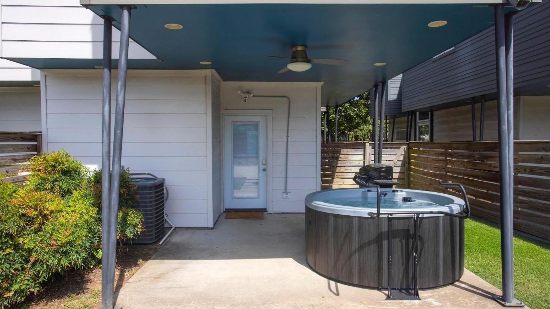 Holiday home Songbird Ab