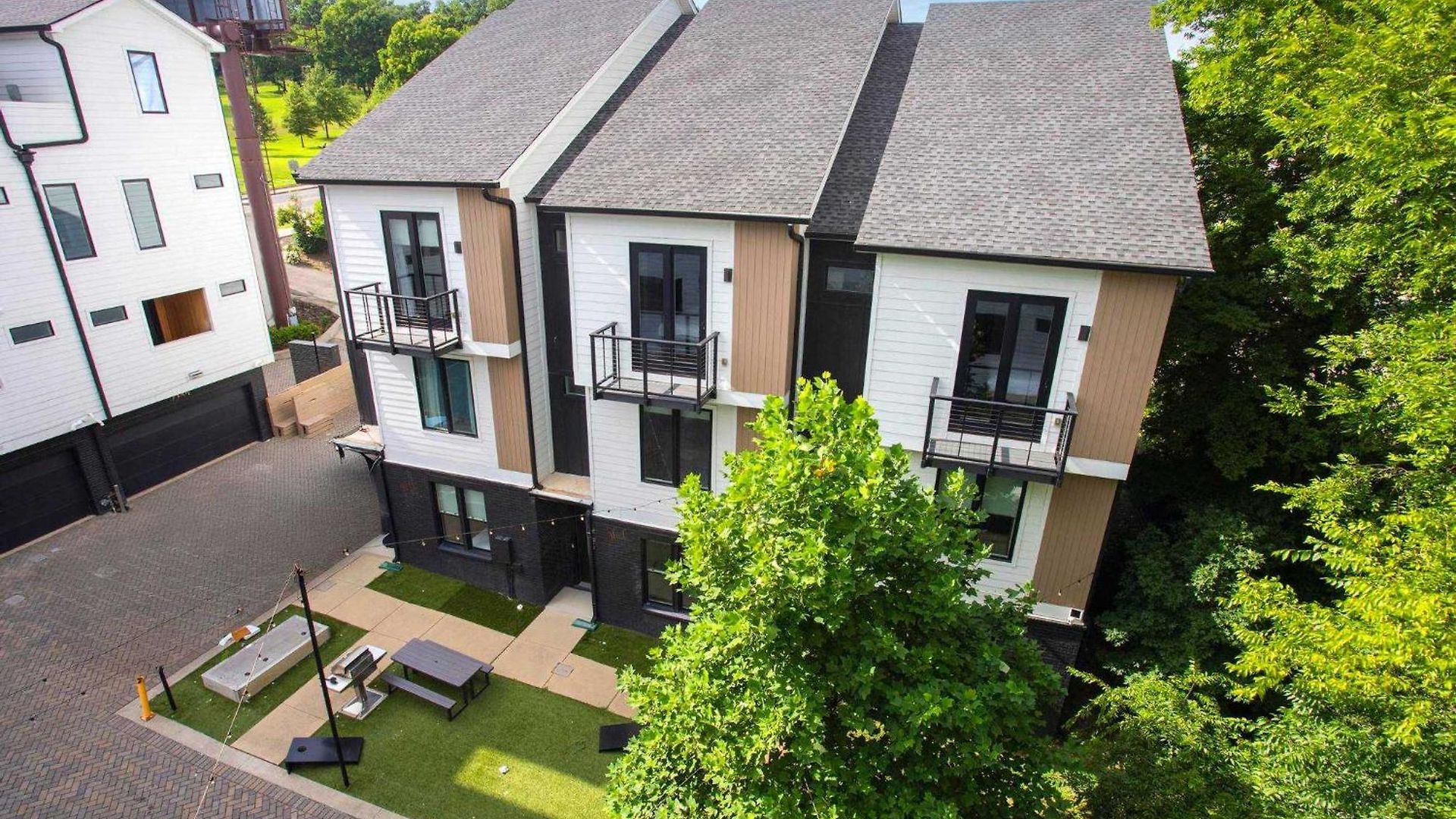 Holiday home Luxe At 8th And Argyle Elite Vacation Spot *