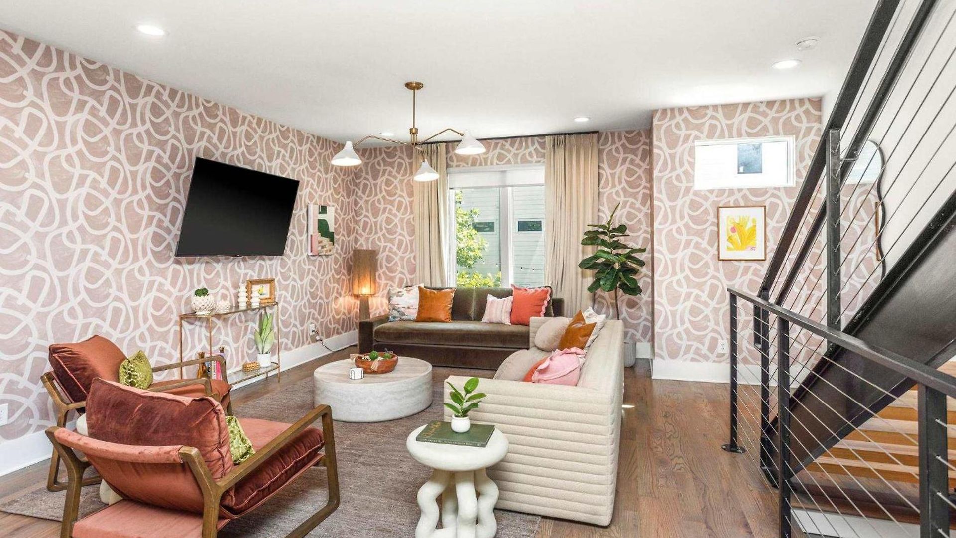 Holiday home Luxe At 8th And Argyle Elite Vacation Spot