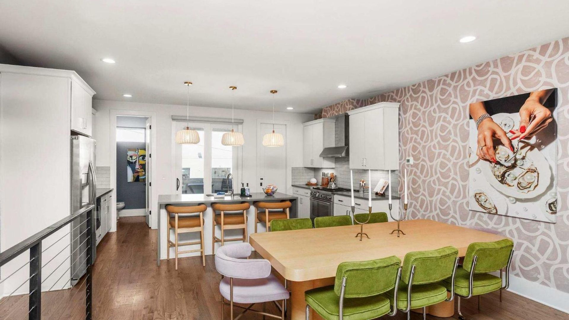 Luxe At 8th And Argyle Elite Vacation Spot
