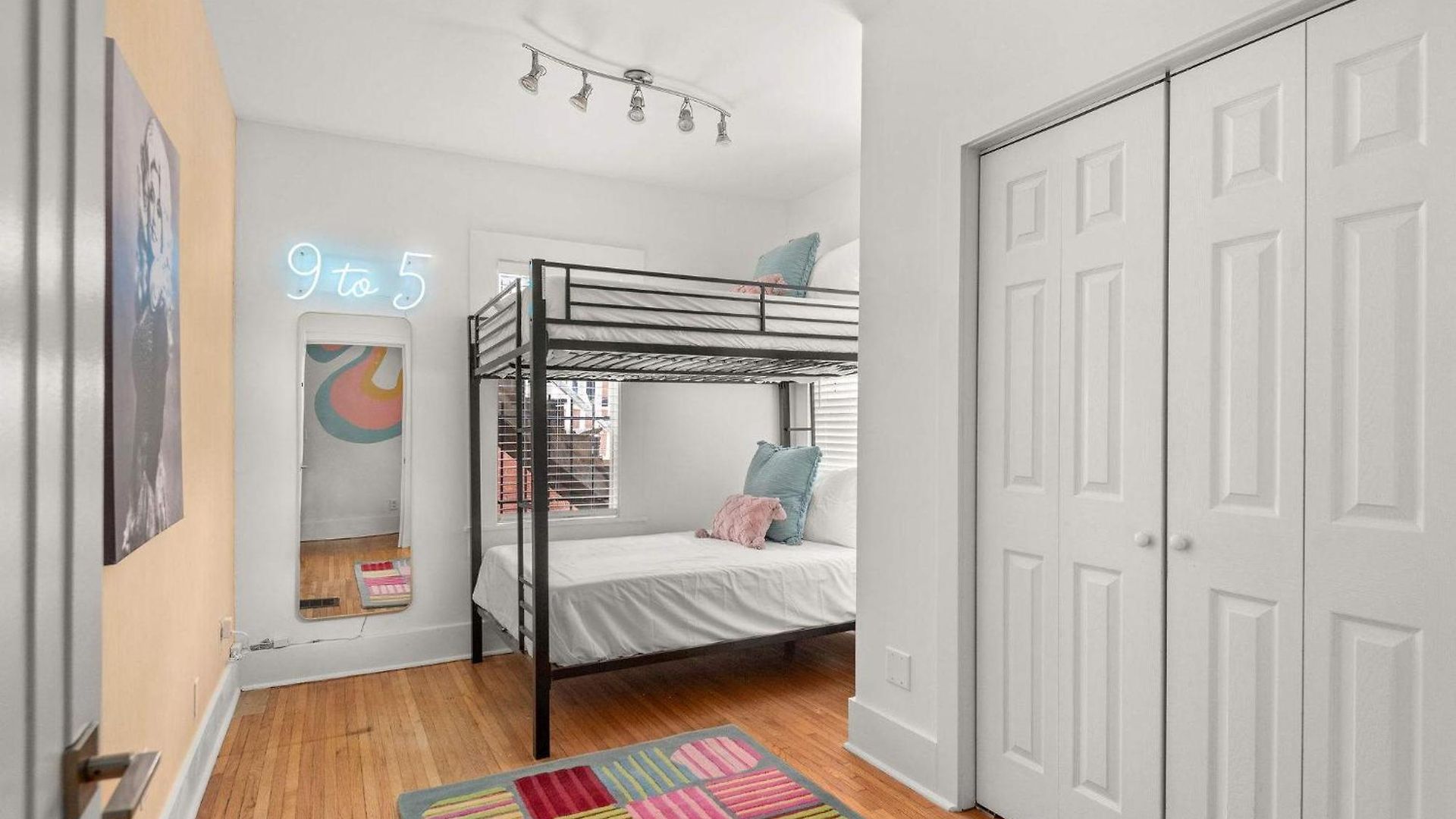 The Dolly House On Music Row - 7br - Sleeps 22