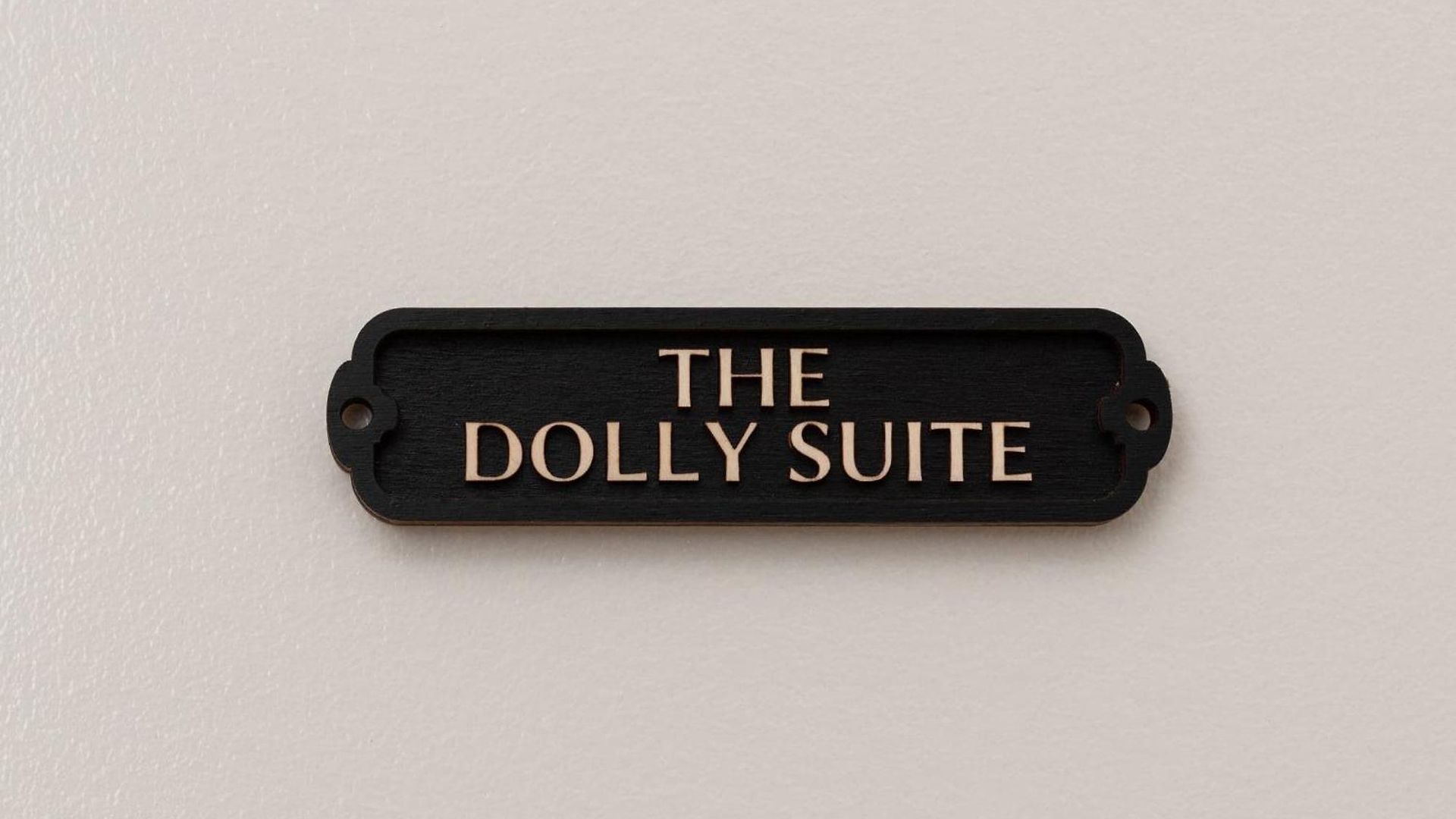 The Dolly House On Music Row - 7br - Sleeps 22 * Nashville