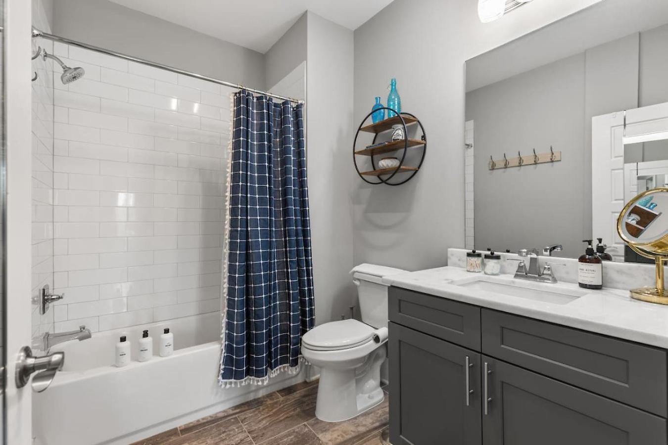 Apartment Only 4 Miles To Broadway With Free Parking And Tvs In Bedrooms Nashville