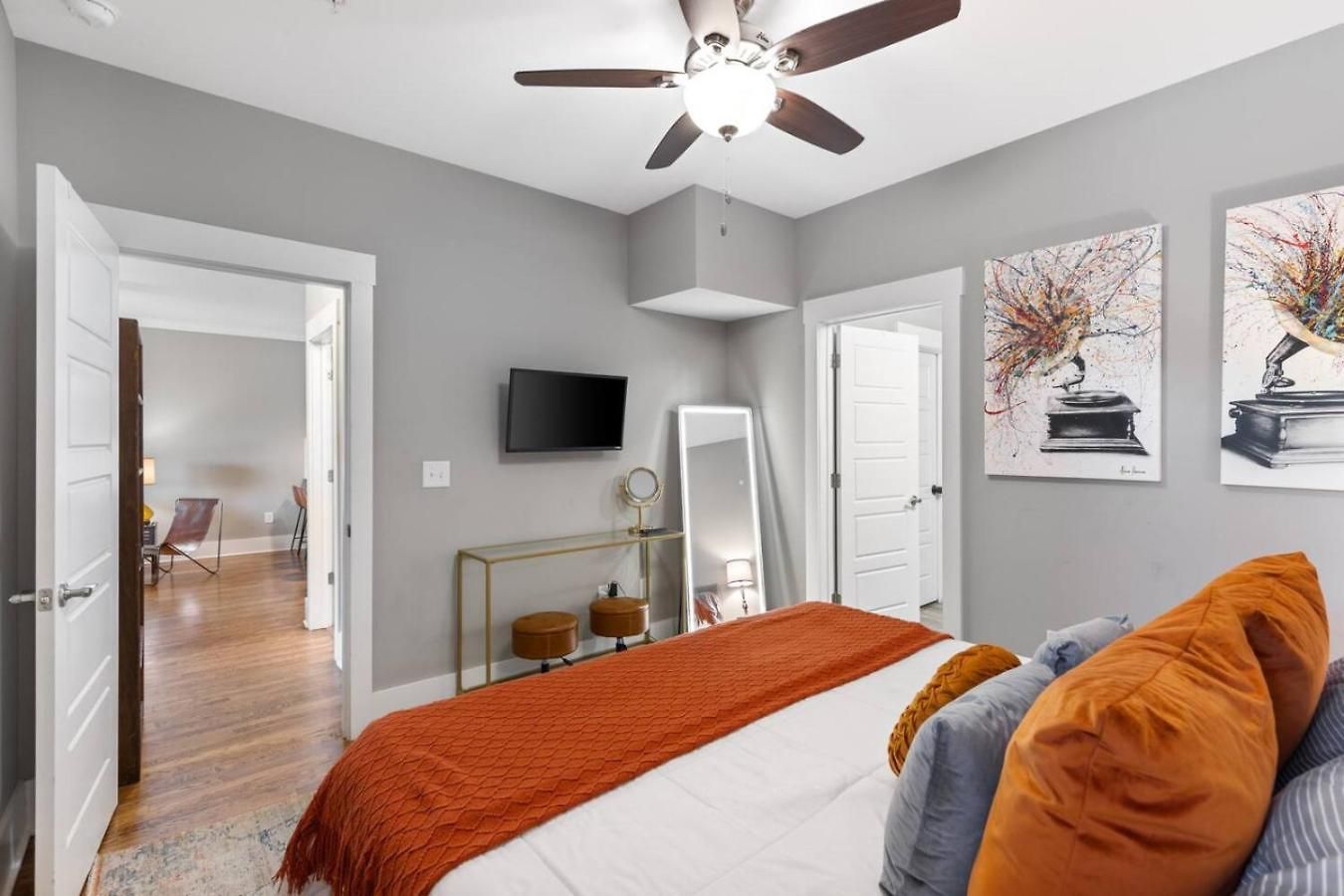 Only 4 Miles To Broadway With Free Parking And Tvs In Bedrooms Nashville