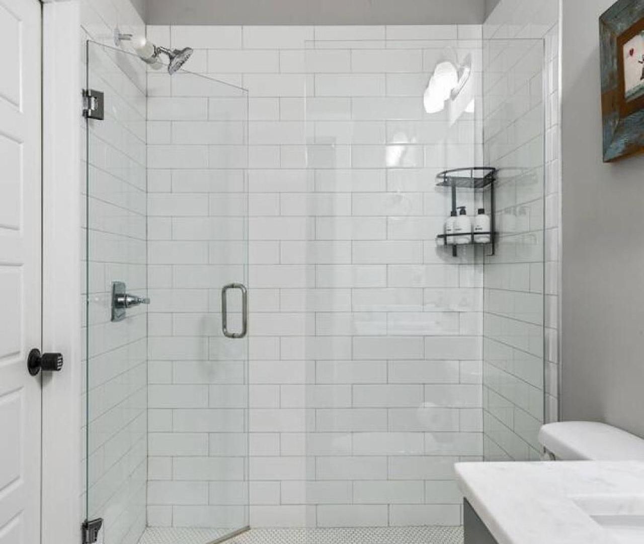 Only 4 Miles To Broadway With Free Parking And Tvs In Bedrooms Apartment Nashville