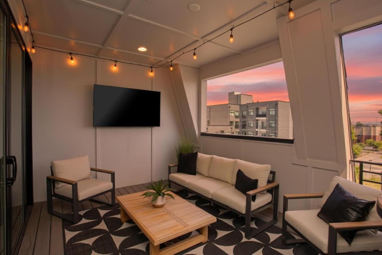 Fantastic Elegance Rooftop Views Of * Nashville