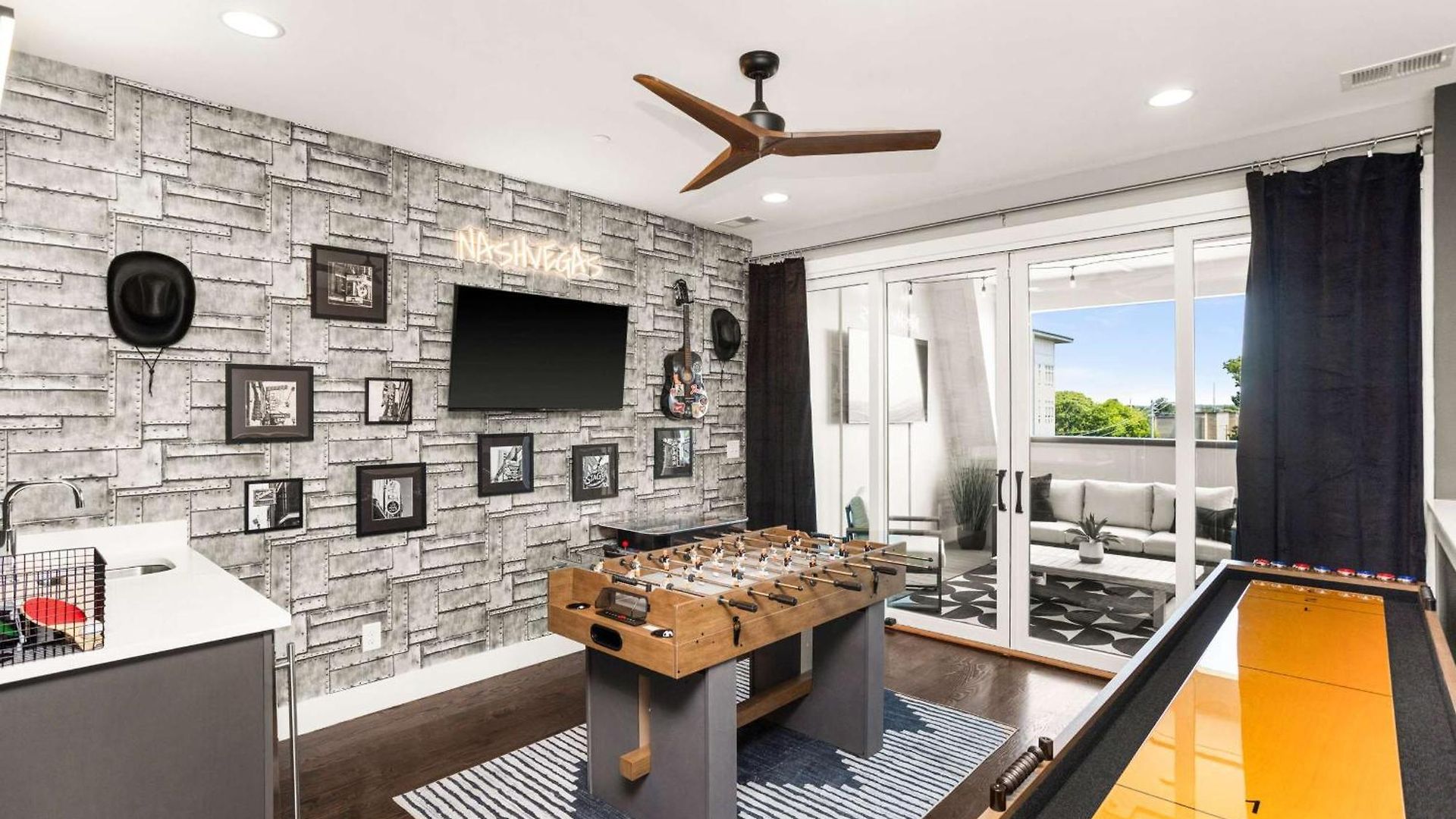 Fantastic Elegance Rooftop Views Of