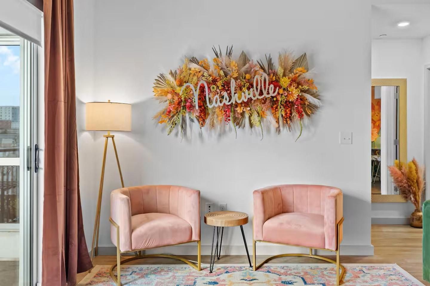 Wild & Chic - Rooftop Pool, Walk To Broadway Apartment *