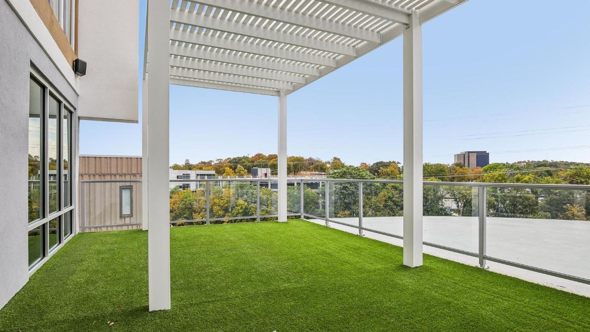 Skyline Views & Poolmins To Vanderbilt Apartment *