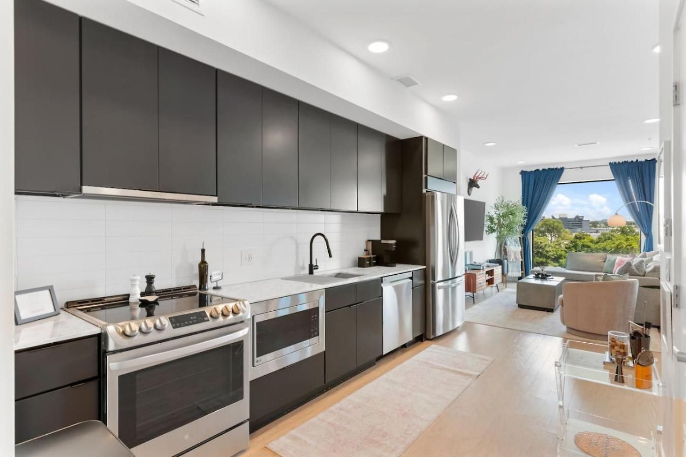 Holiday home Luxury Riverview Walk To Broadway With Garage And Patio Nashville
