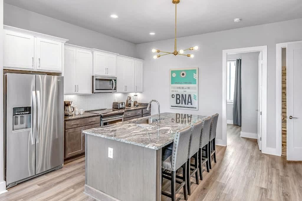 2 Townhomes - Sleeps 24-rooftop Patios Holiday home *