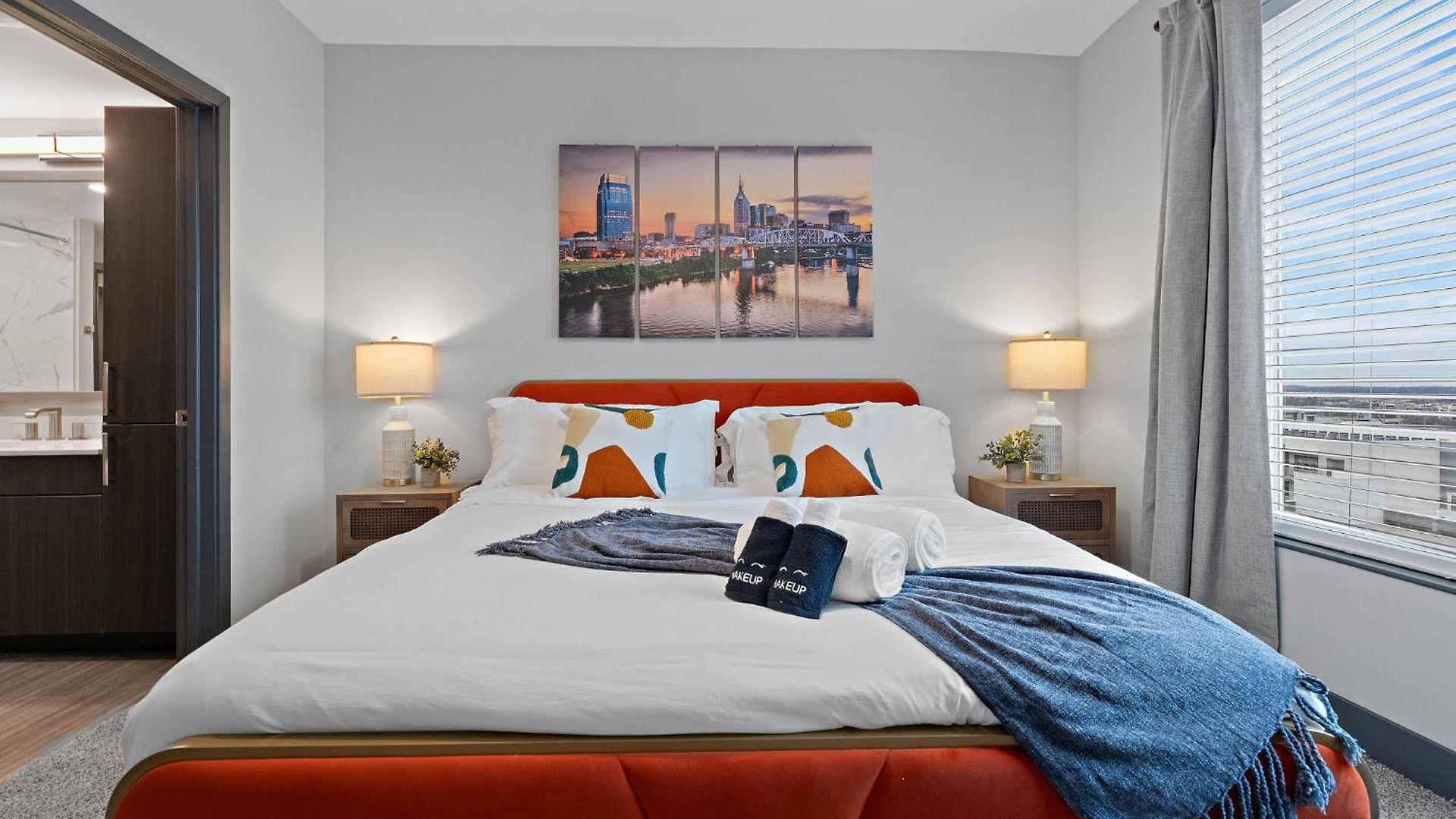 Skyline Views & Poolmins To Vanderbilt Apartment Nashville