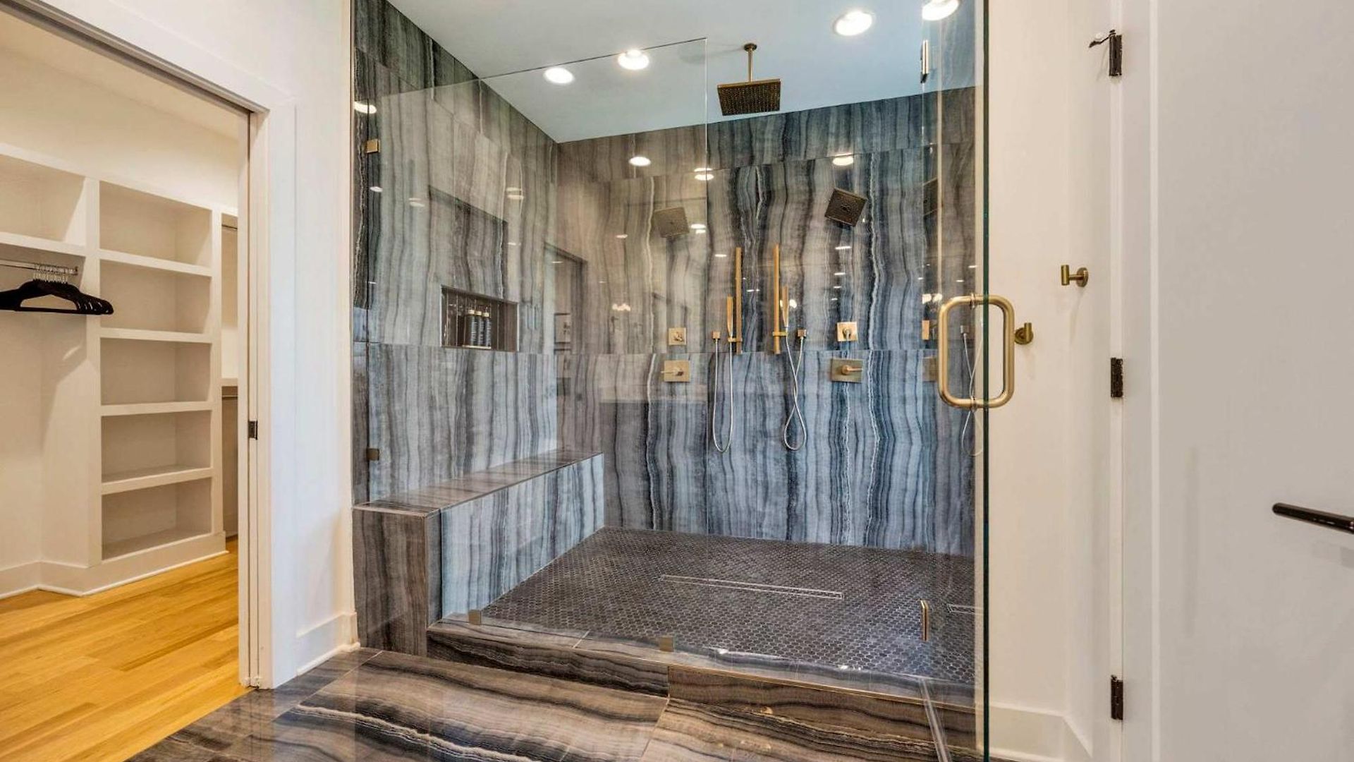 Modern Stunner 5 Min To Dt Hot Tub Rooftop Views Nashville