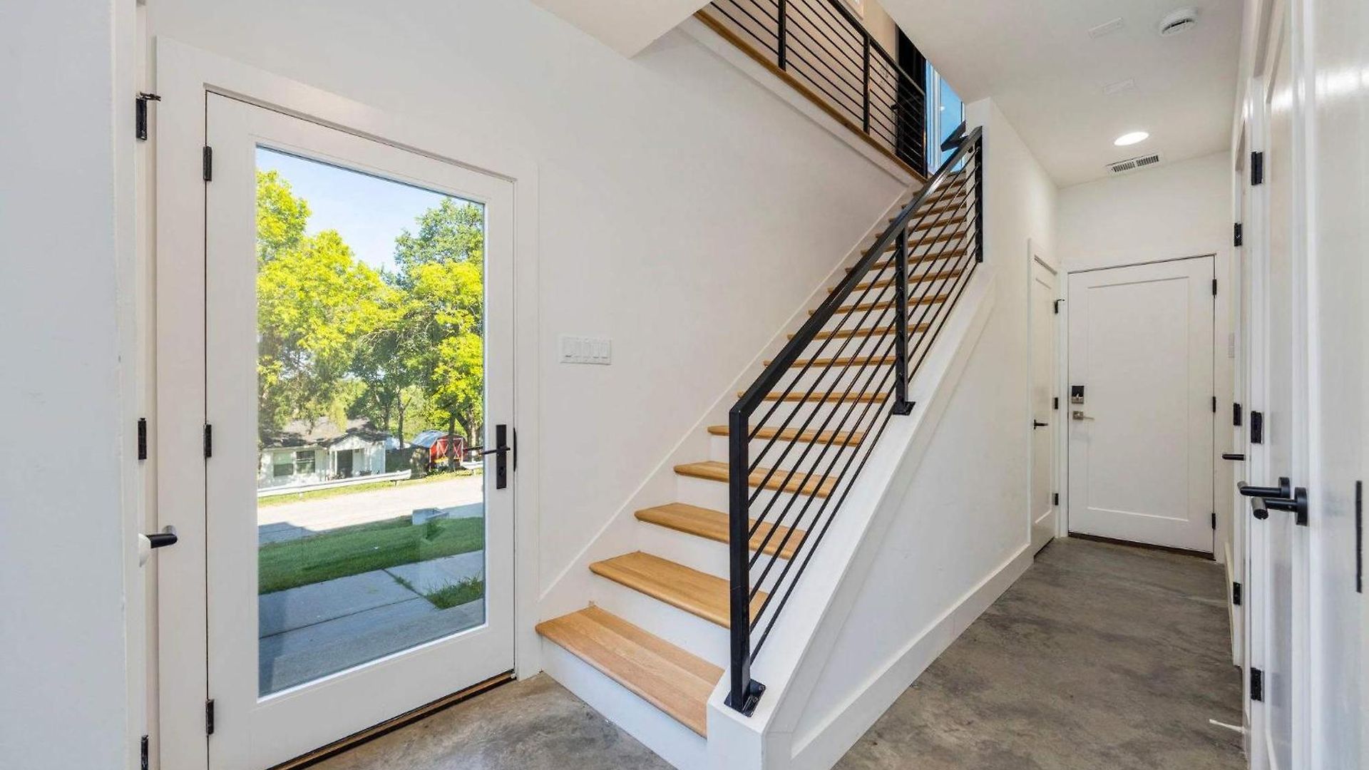 Modern Stunner 5 Min To Dt Hot Tub Rooftop Views