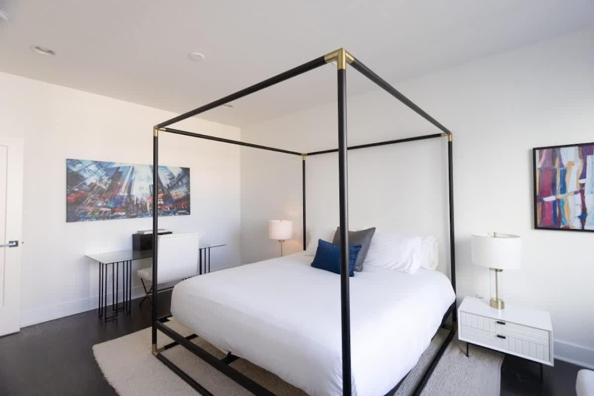 Songbird - Sleeps 16 - Two Rooftops With View