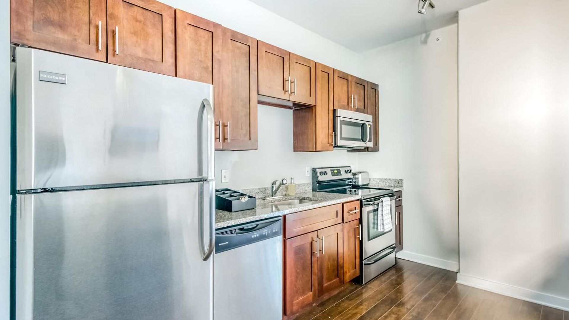 Cozysuites Musicrow Classy 1br In Nashville! 09 Apartment