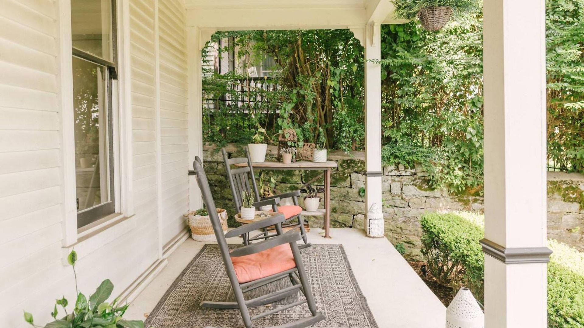 Historic Gem: 4 Bedroom With Pool, Walk To Hotspots * Nashville