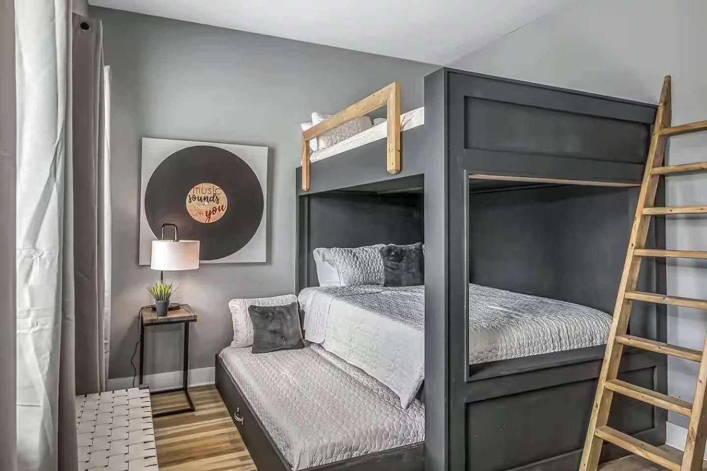 Private Rooftop Oasis - 2 Homes Holiday home Nashville