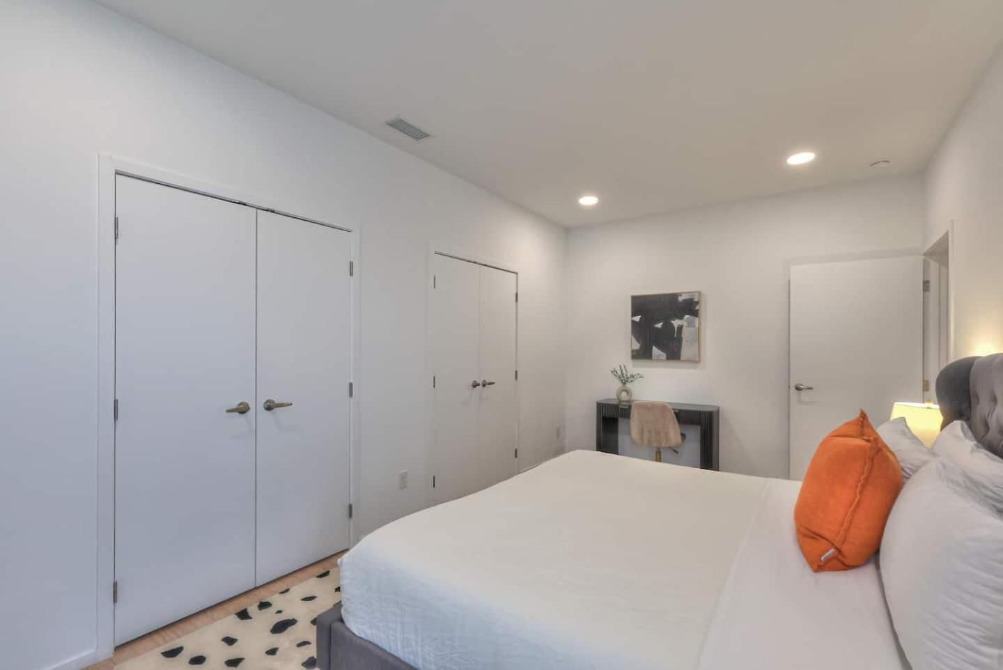 Boutique On Nashville's Riverfront- Eve #402 Holiday home