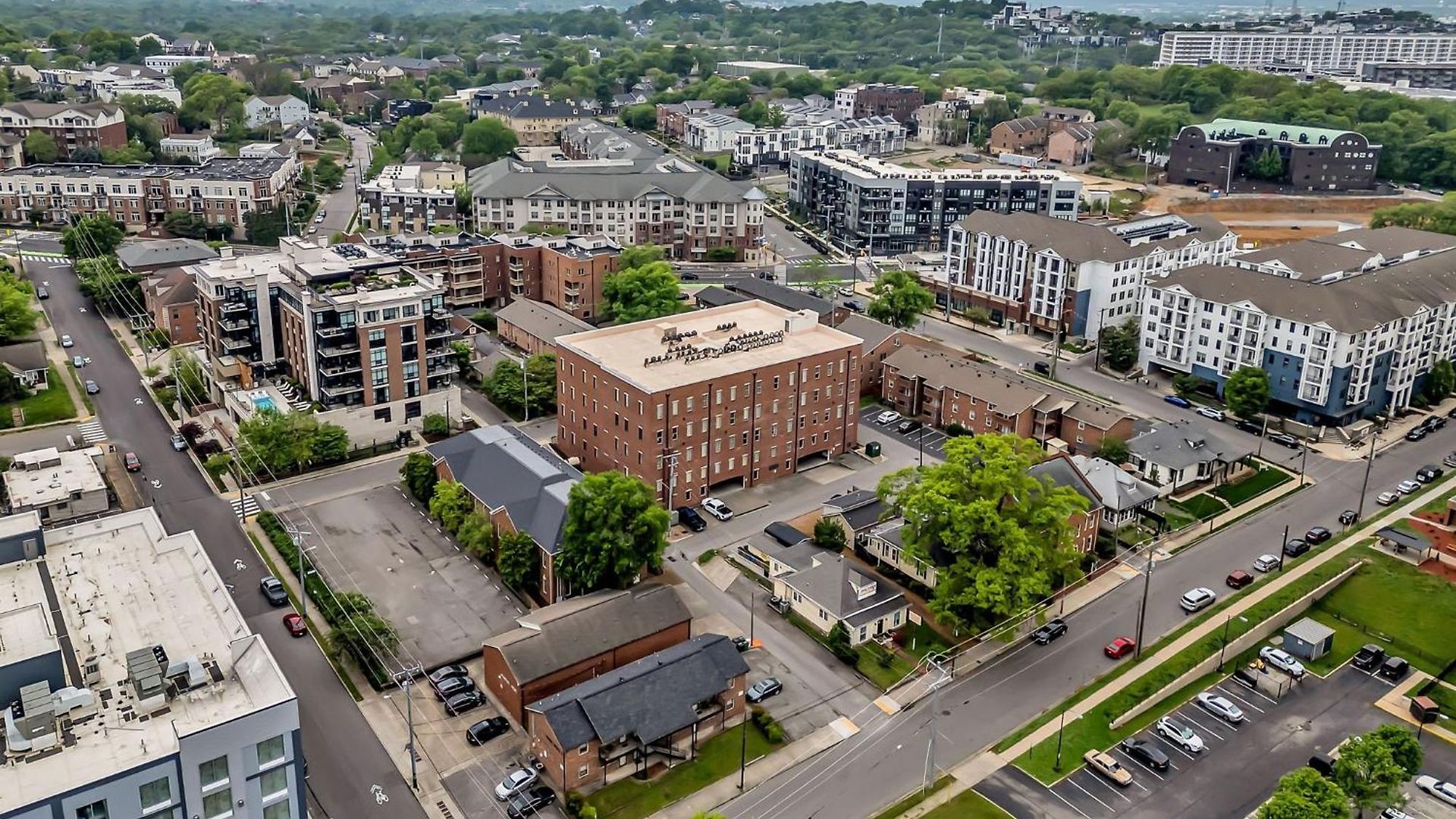Fabulous Nashvegas Loft Retreat Near Vandy Off West End Mins To Broadway Holiday home *
