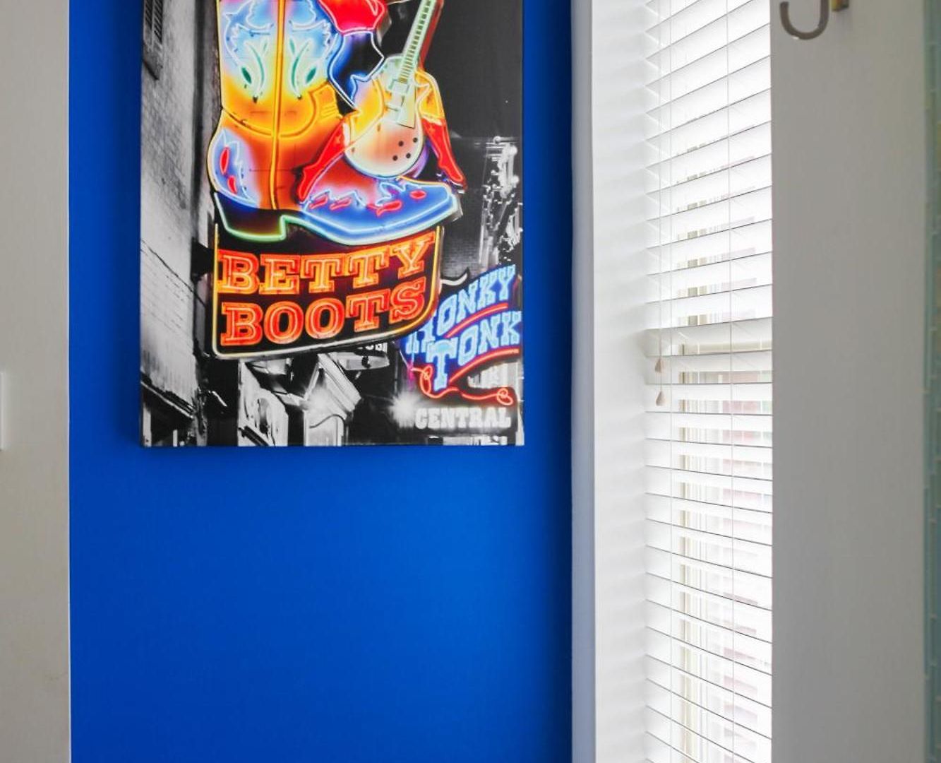 Holiday home Fabulous Nashvegas Loft Retreat Near Vandy Off West End Mins To Broadway Nashville